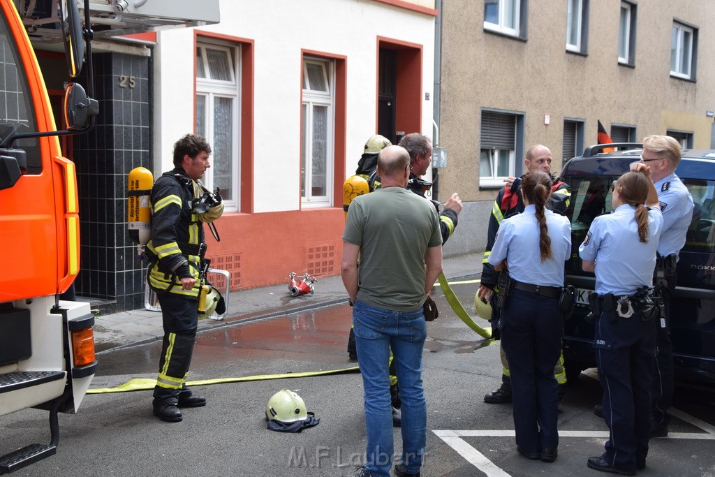Feuer 1 Kellerbrand Koeln Deutz Grabengasse P089.JPG - Miklos Laubert